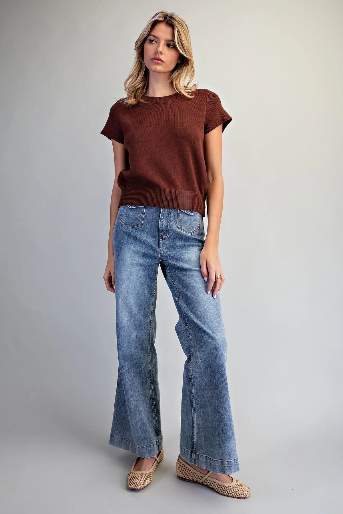 Carya Solid Short Sleeve Knit Top-Pecan Brown