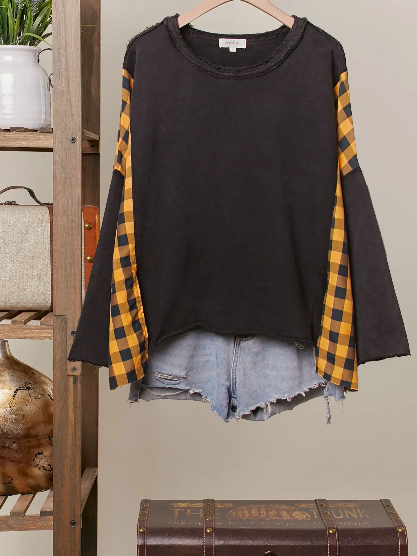 Pumpkin Face Sweater-Black