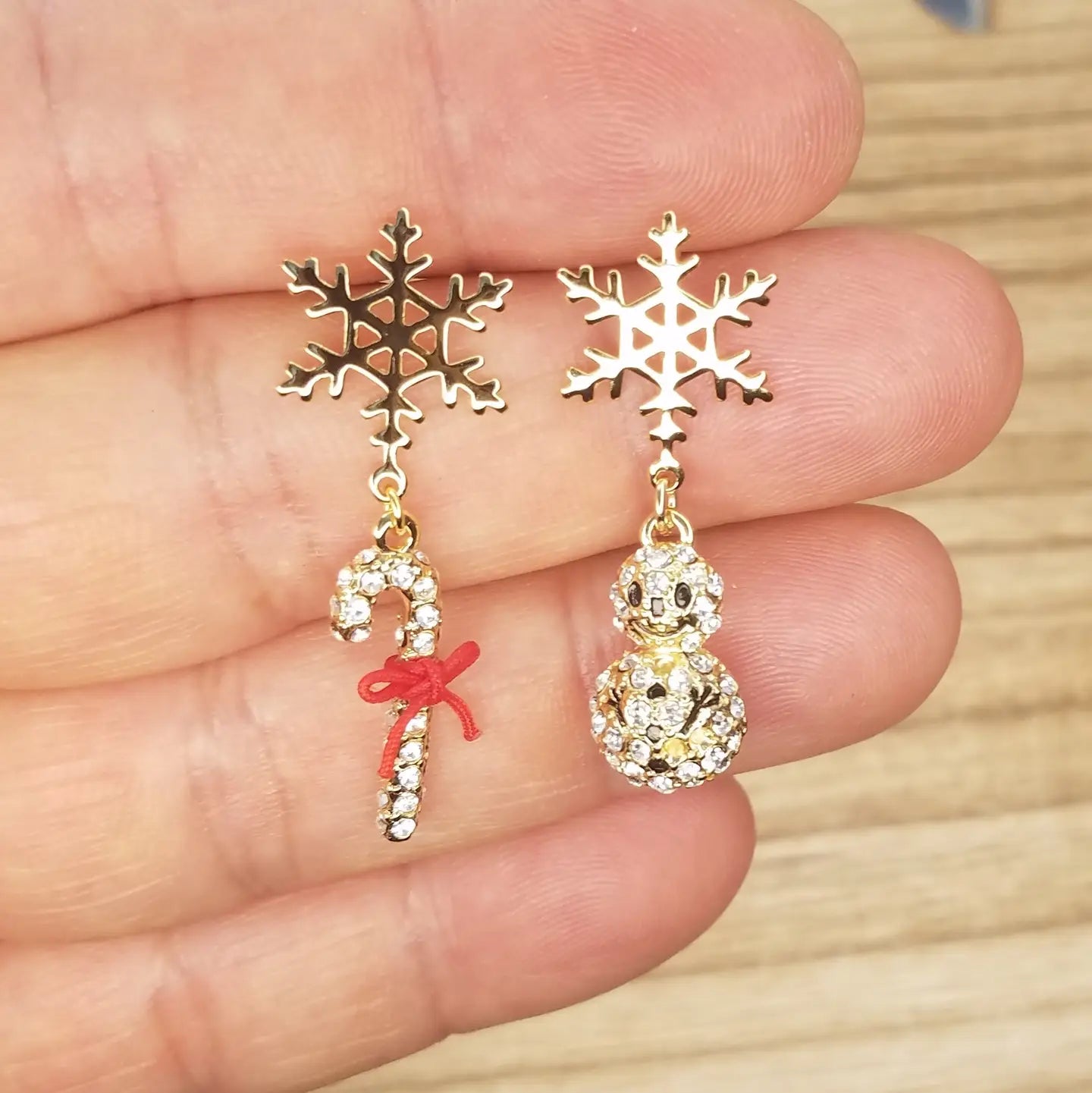 Snow Flake Earring with Mismatched Dangle Snowman and Cane-G