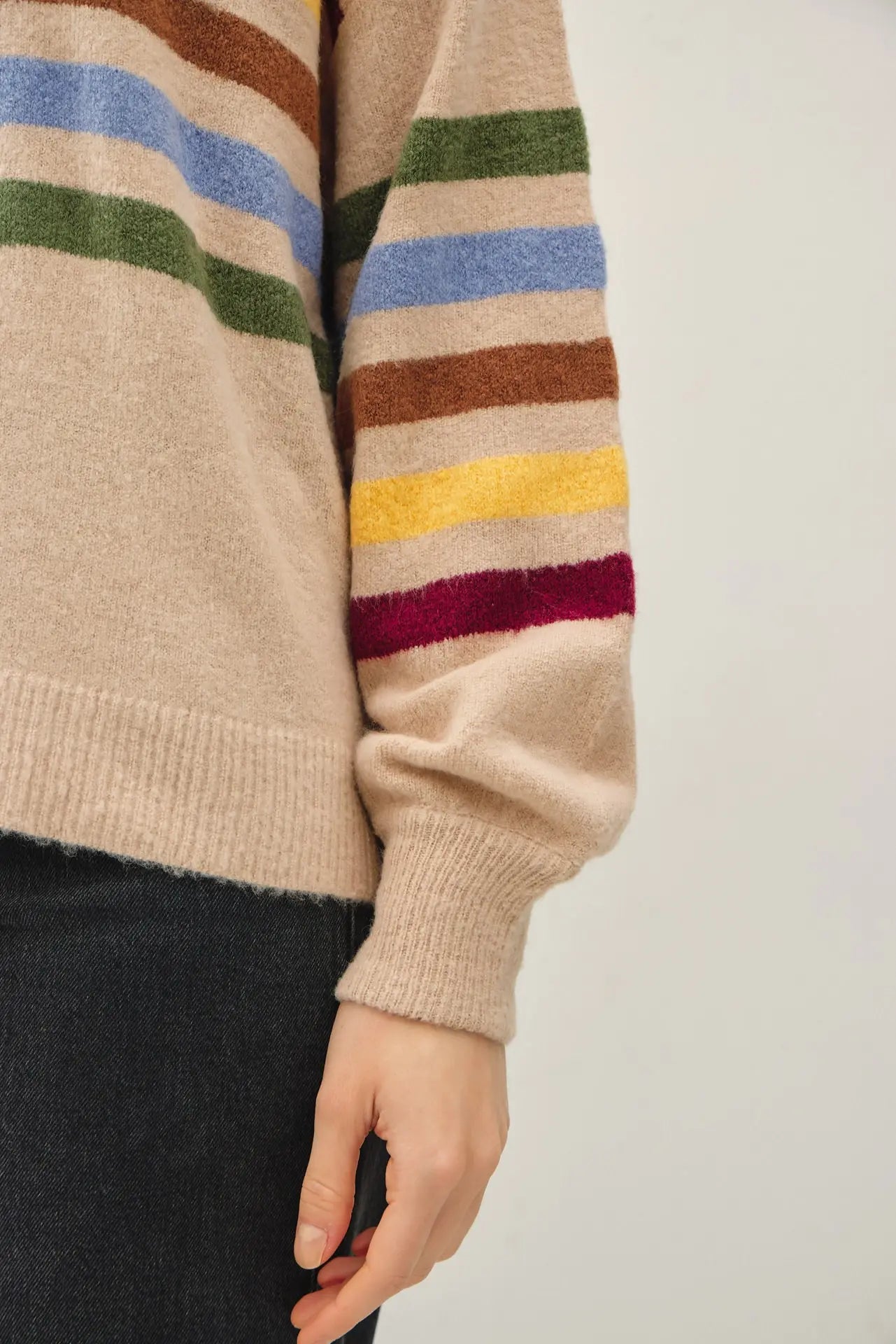 RAINBOW STRIPE SWEATER-Beige