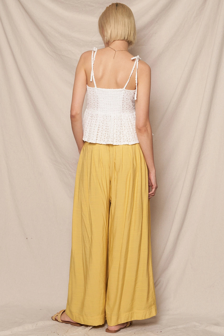 Mustard Pleated Solid Pocket Pants