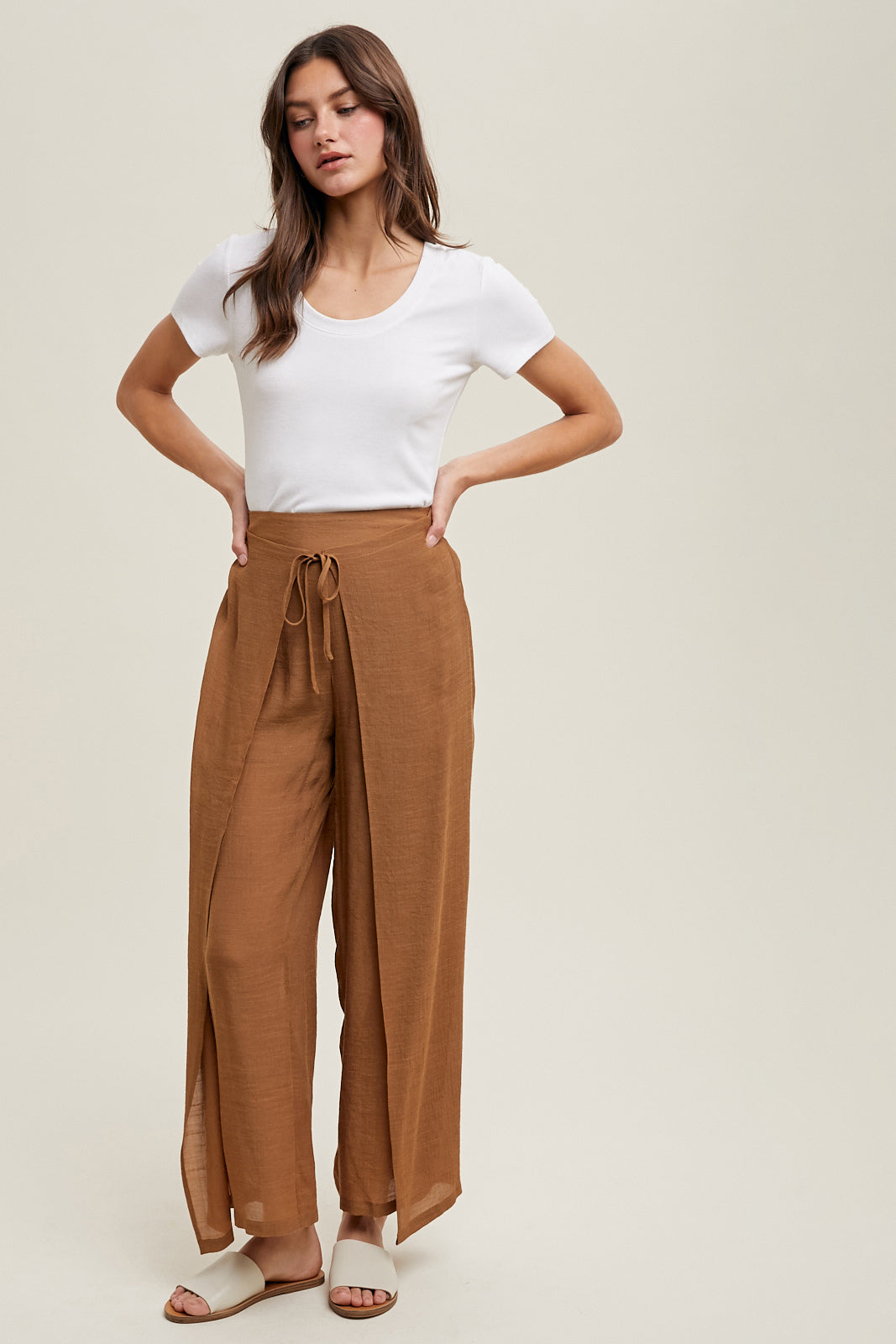 Remi BASIC SCOOP NECK KNIT TOP-Off White