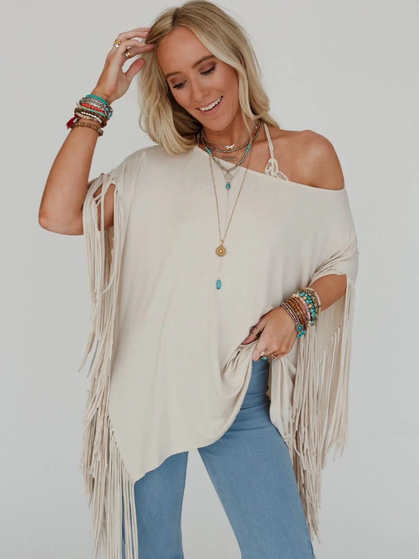 Western Showstopper Fringe Top - Oat