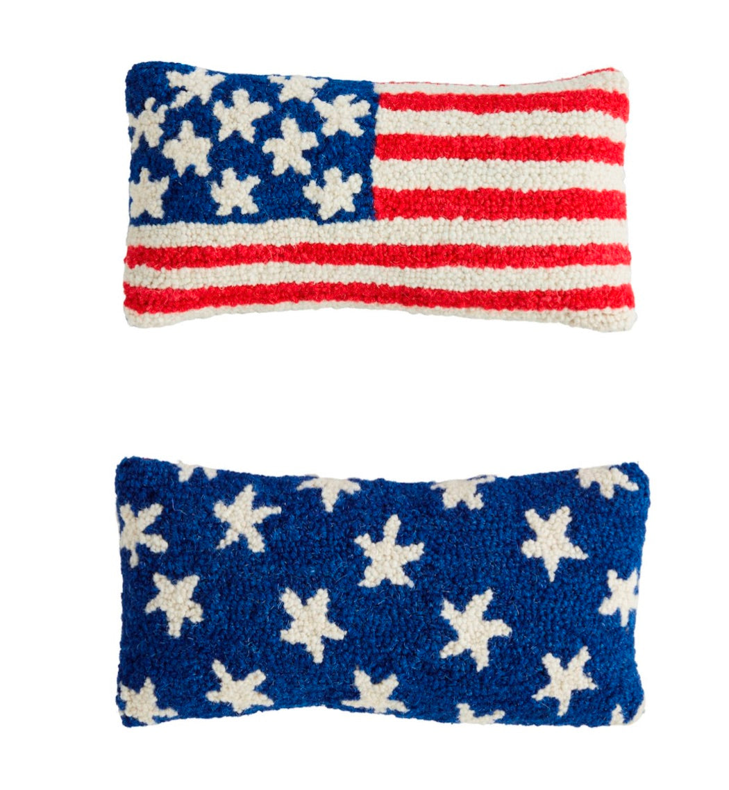 STARS HOOKED WOOL PILLOW