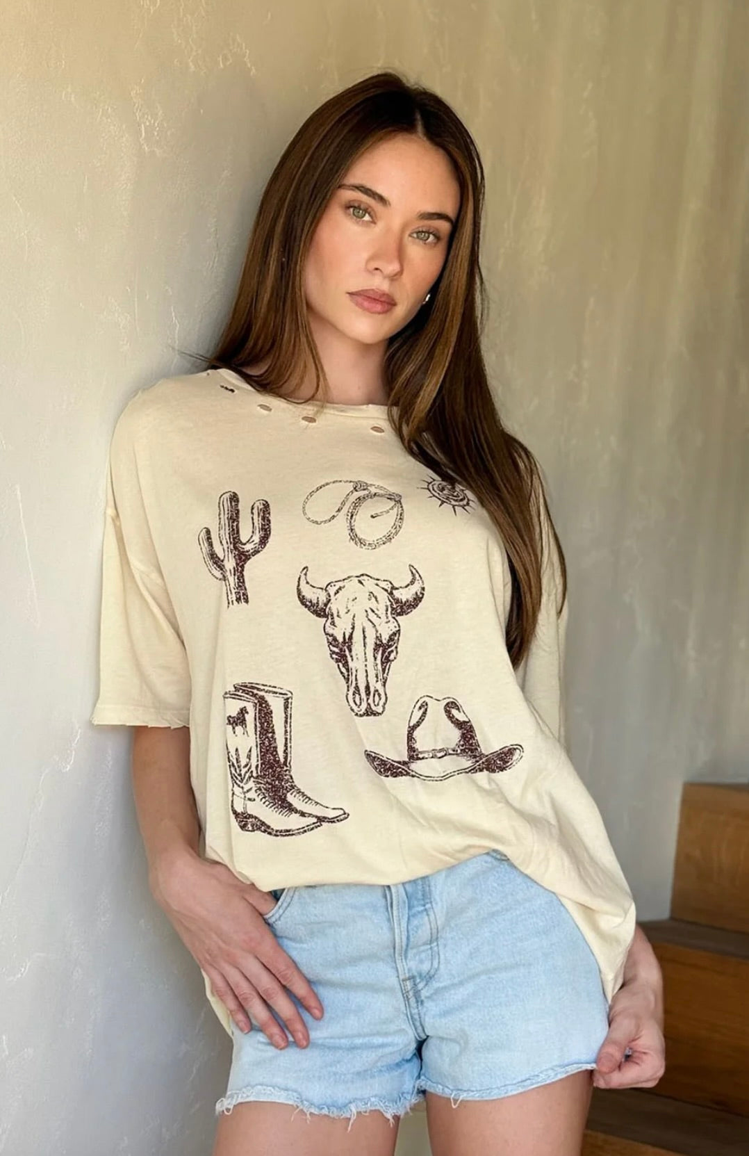 Wild West Motifs Vintage-Wash Oversize Graphic Tee-Vanilla