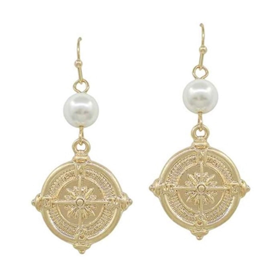 Taby Gold Pearl Earrings