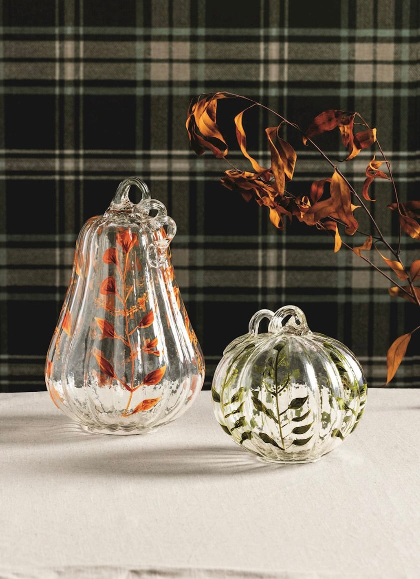 LARGE PAINTED GLASS PUMPKIN SITTER