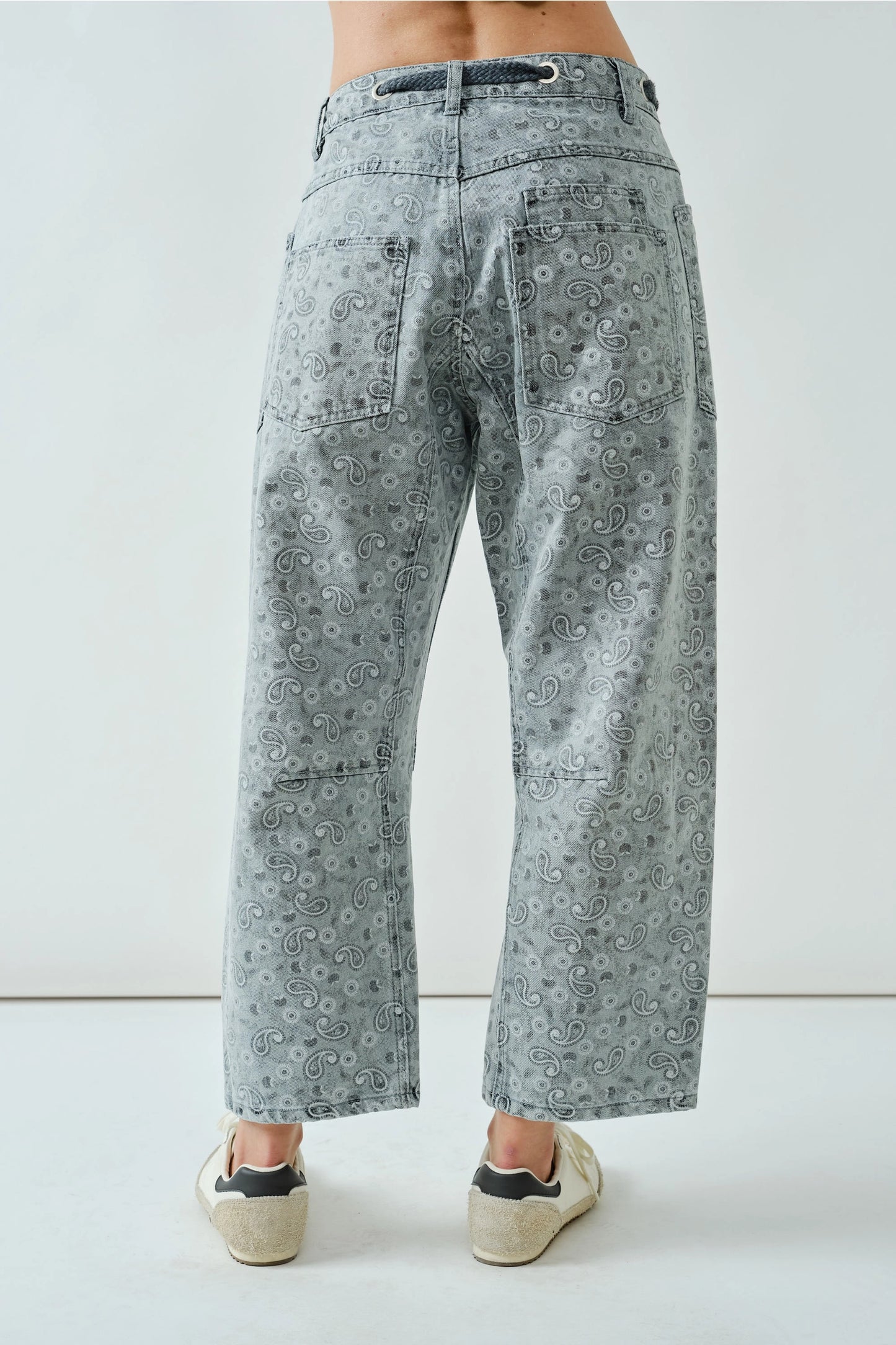 Barrel Paisley Denim Pants with Eyelet Waist