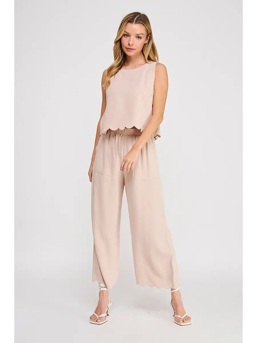 Soft Linen Blend Scallop Edge Tank-Almond