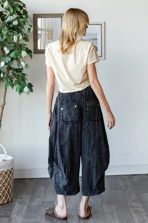 WASHED ALADIN HAREM CROPPED PANTS-Black