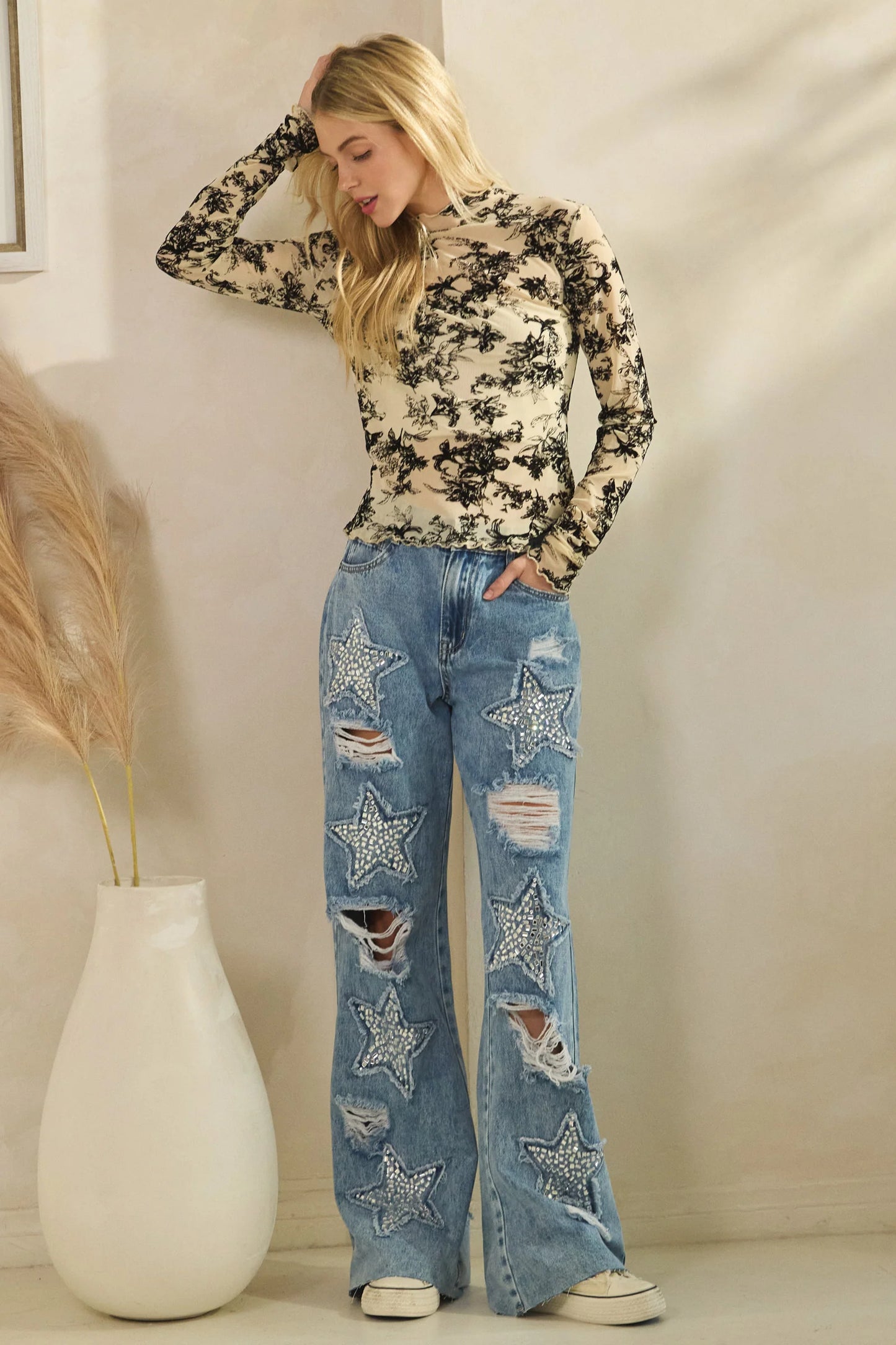 LONG SLEEVE MERROW HEM FLOCKING FLOWER MESH TOP