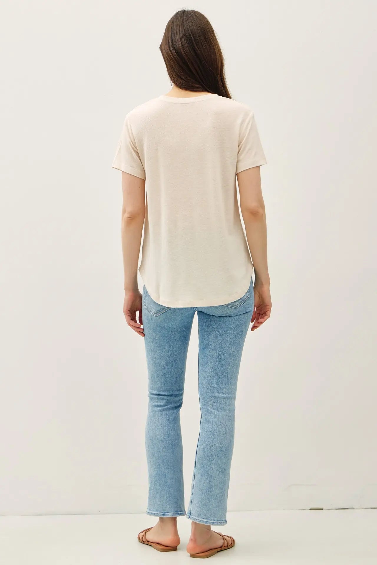 Mara LINEN BASIC V-NECK SHORT SLEEVE T-SHIRT-Natural