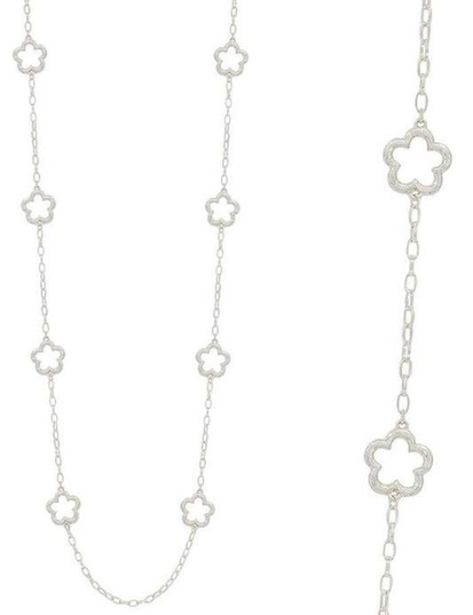 Daisy Silver Necklace