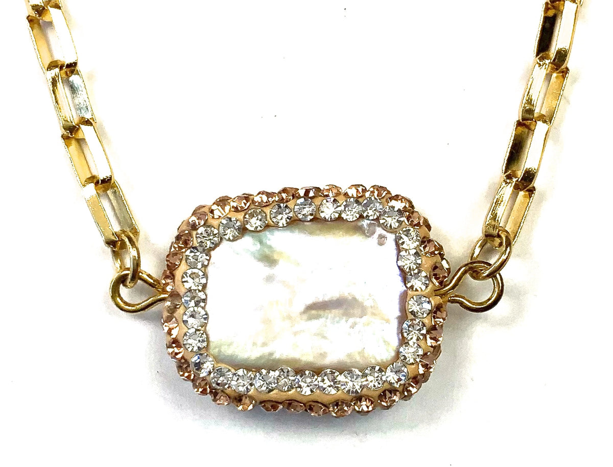 Nk-Box Chain W/Pave Edged Freshwater Pearl