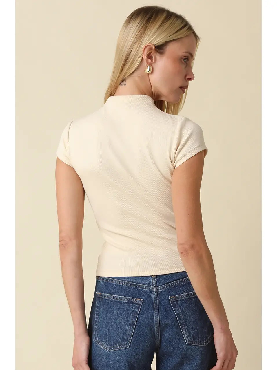 Anora Neck Knit Top