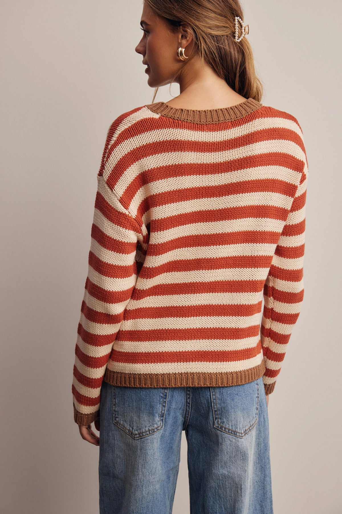 Torrey Contrast Trim Striped V-Neck Sweater-Rust