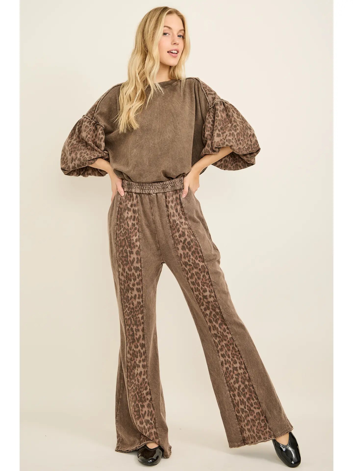 Mineral Washed Cheetah Puff Sleeve Fall Blouse-Ash Oak