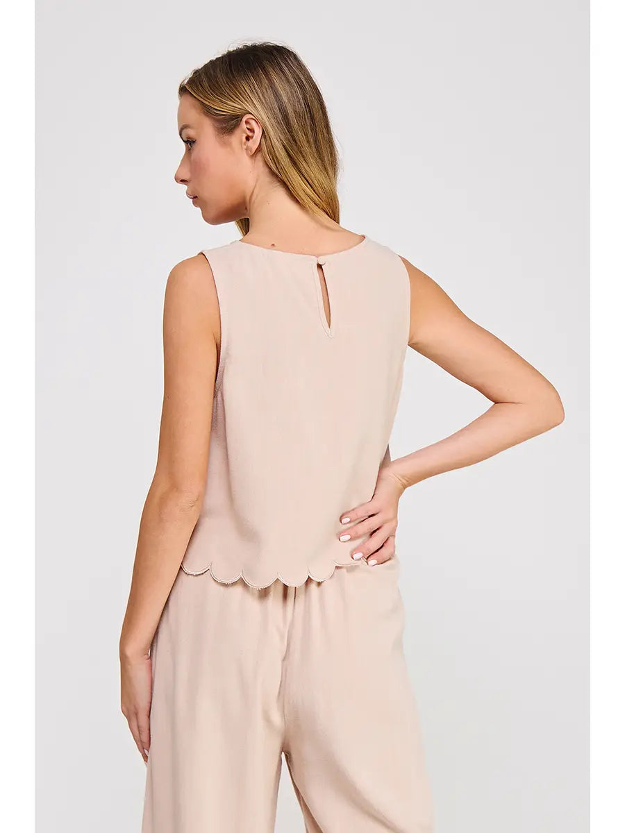 Soft Linen Blend Scallop Edge Tank-Almond