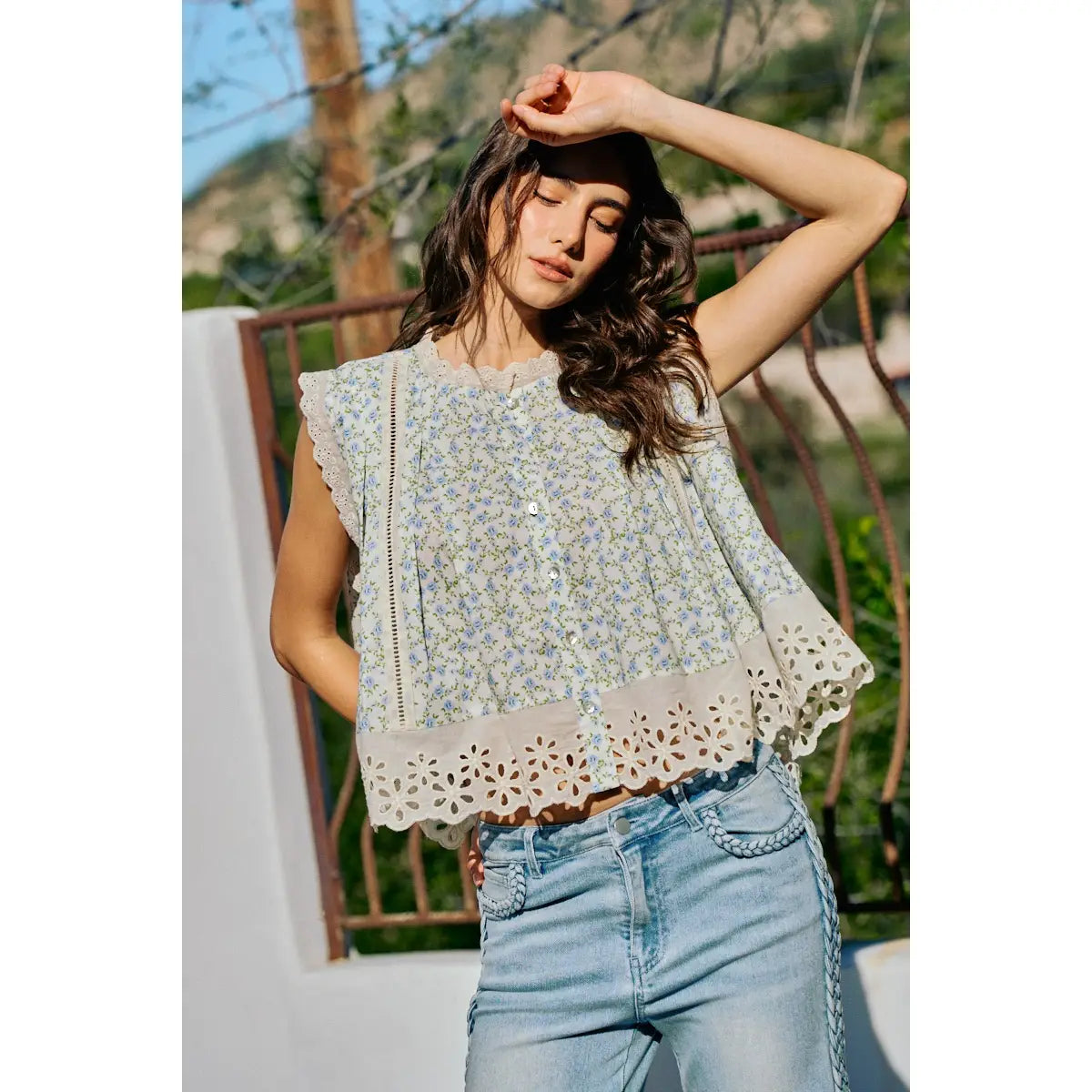 Wrenley Floral Print Woven Button Down Trimmed Blouse Top-Ivory/Blue