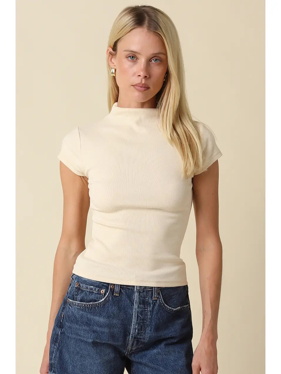 Anora Neck Knit Top