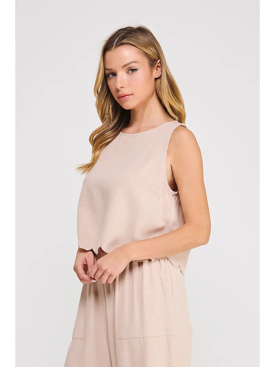 Soft Linen Blend Scallop Edge Tank-Almond