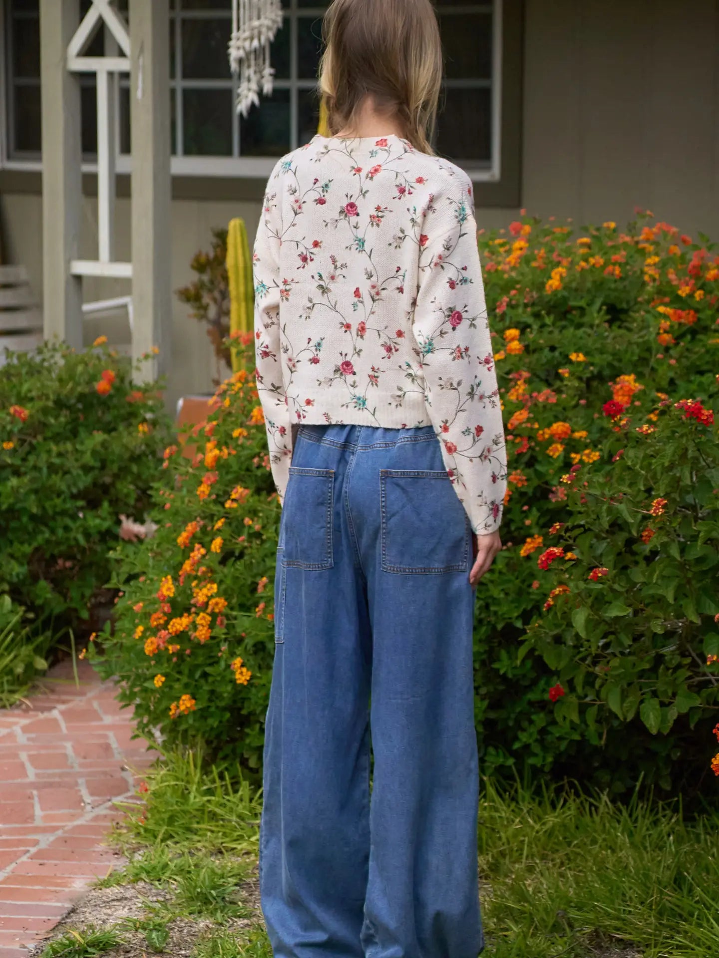 Bailey Floral Lightweight Longsleeve Sweater