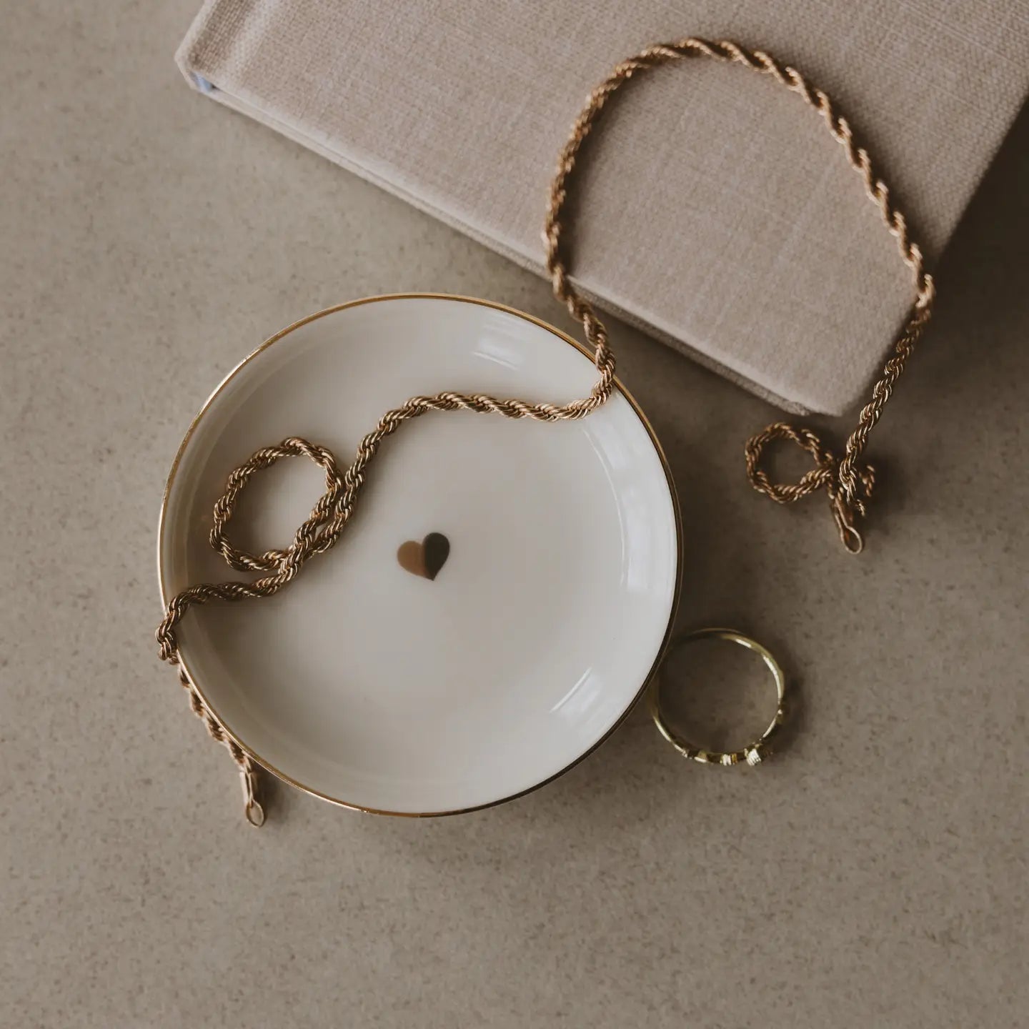 SWD-Gold Heart Jewelry Dish