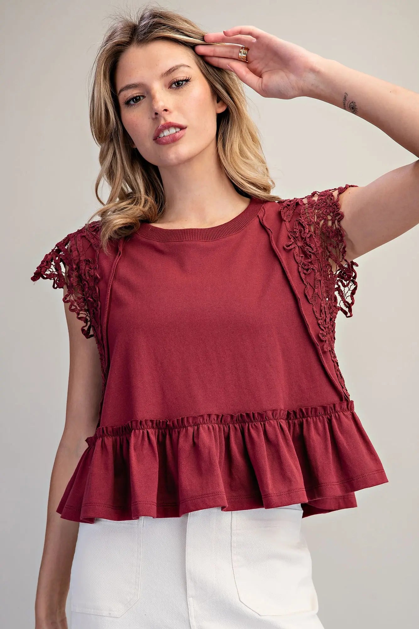 Isa Side Lace Trim Ruffle Hem Top-Wine