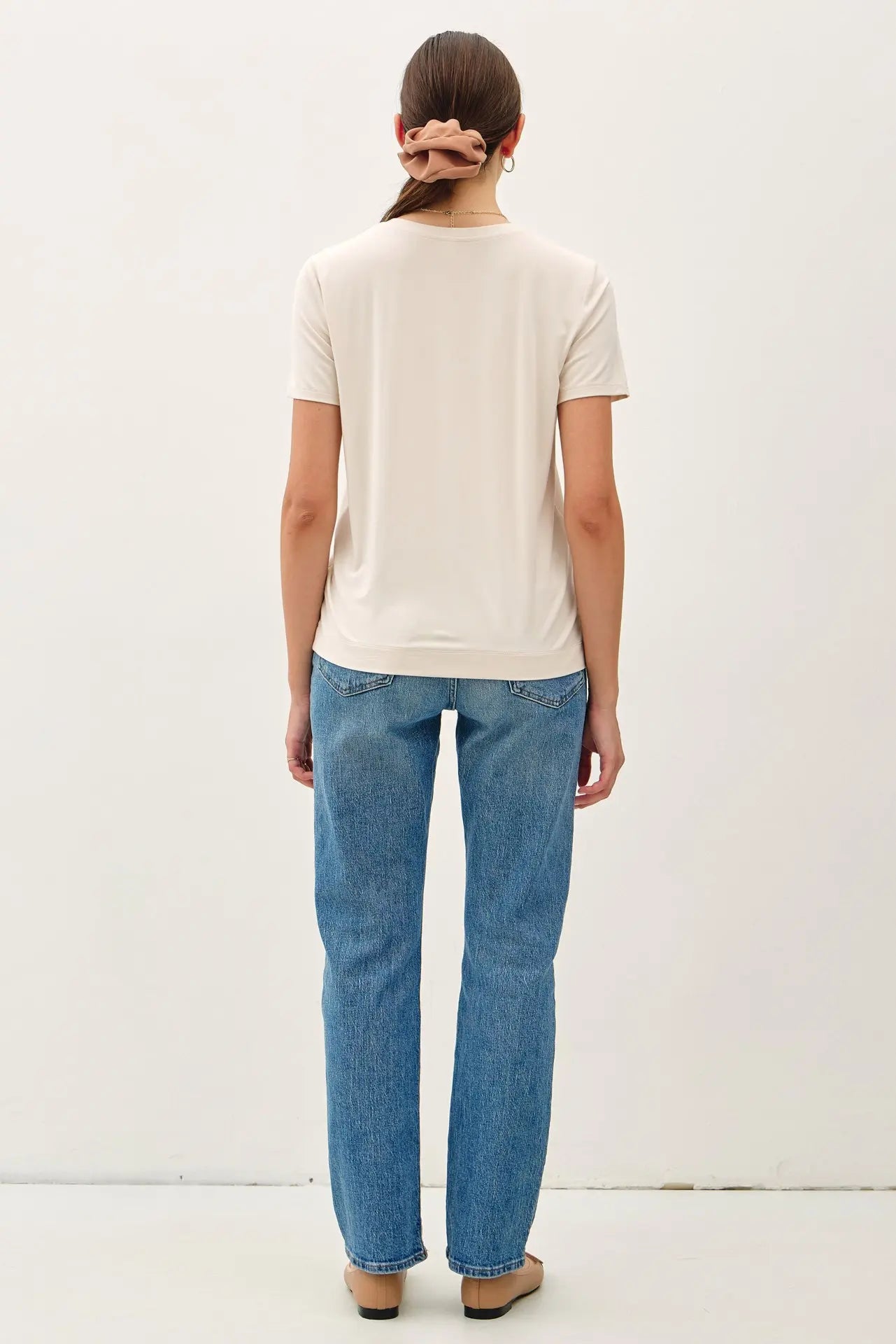BAMBOO LUXE ROUND NECK SHORT SLEEVE T-SHIRT-Natural
