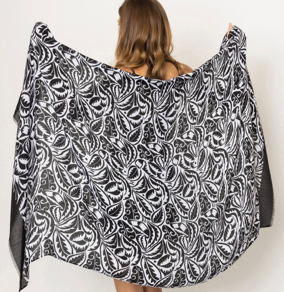 Solid Bold Paisley Print Scarf