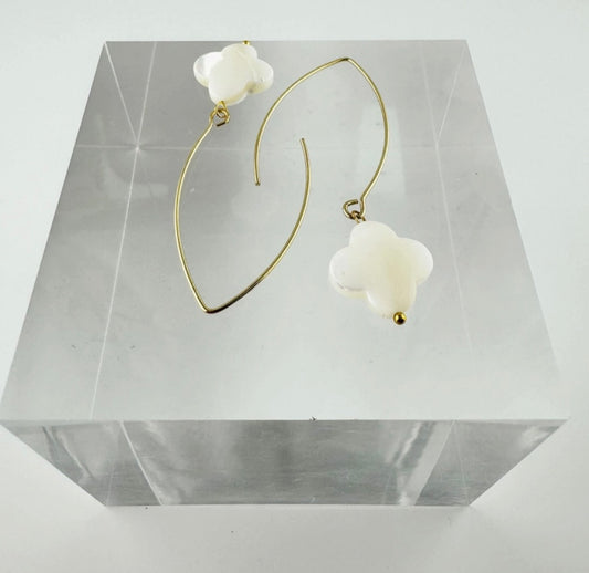 Katia Designs-Pearl Clover | Drop Earrings-Gold