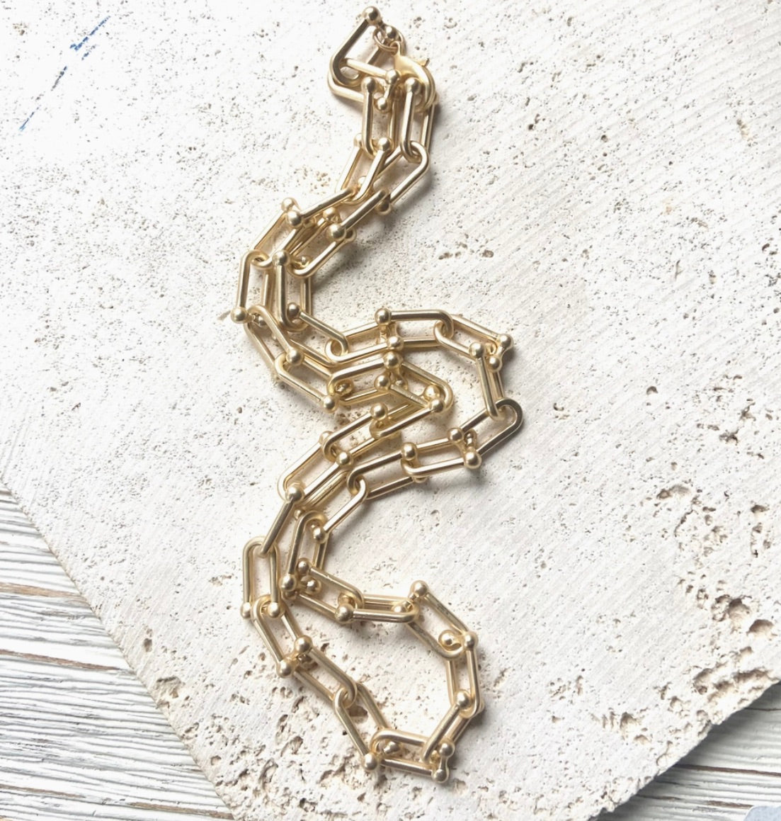 Matte Gold U Chain Paperclip