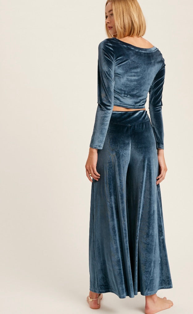 VELET WIDE NECK CROP TOP AND WIDE LEG PANTS SET-Vintage Blue