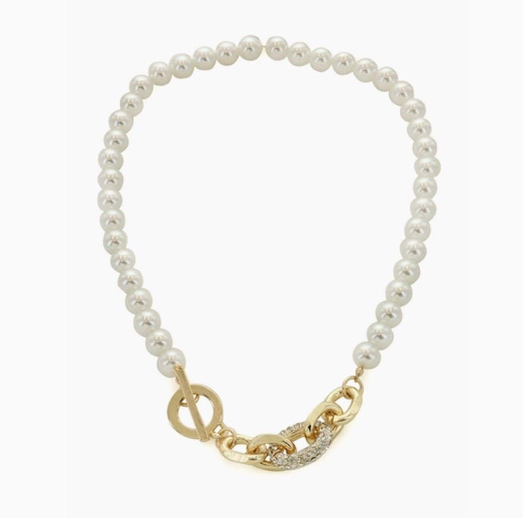 Duex Gold Pearl Necklace