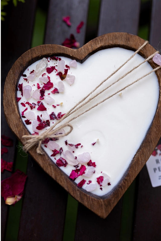 Beautiful Heart Wood Dough Bowl Candle/Crystals & Flowers 3 Cotton Wick