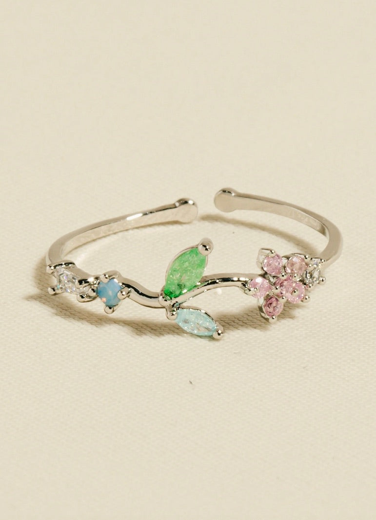 Delicate Floral Leaf Flower Ring