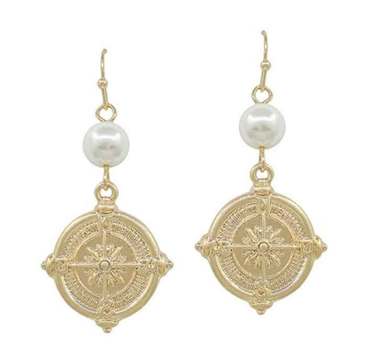 Taby Gold Pearl Earrings