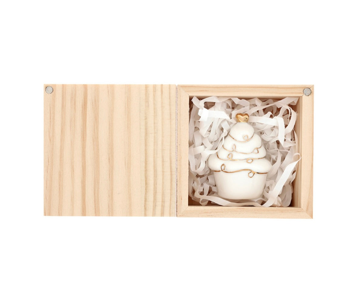 Ceramic Keepsake Figurine - Cupcake