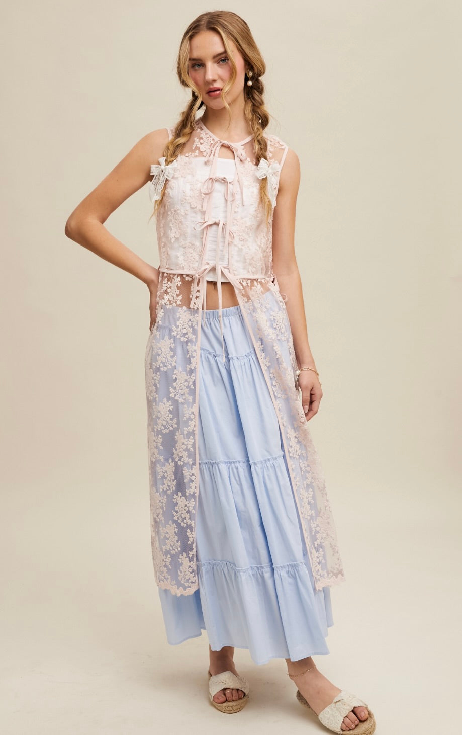 Maisie Sheer Floral Embroidered Lace Vest-Mute Pink