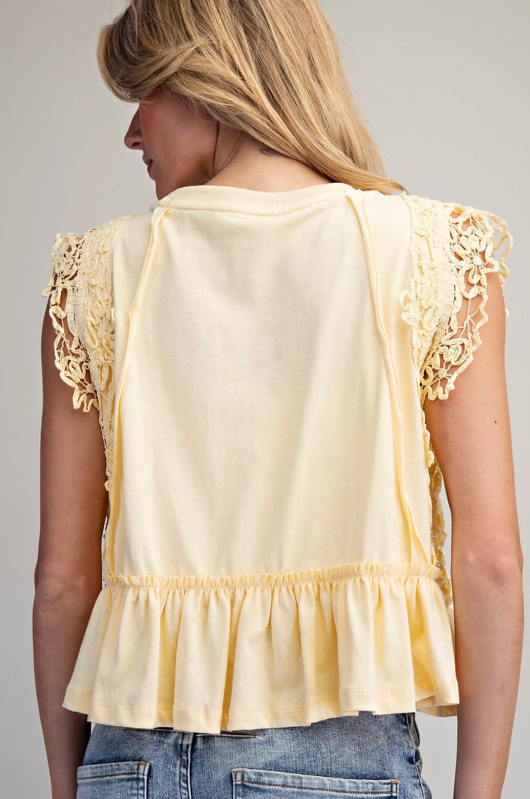 Isa Side Lace Trim Ruffle Hem Top-Butter Yellow