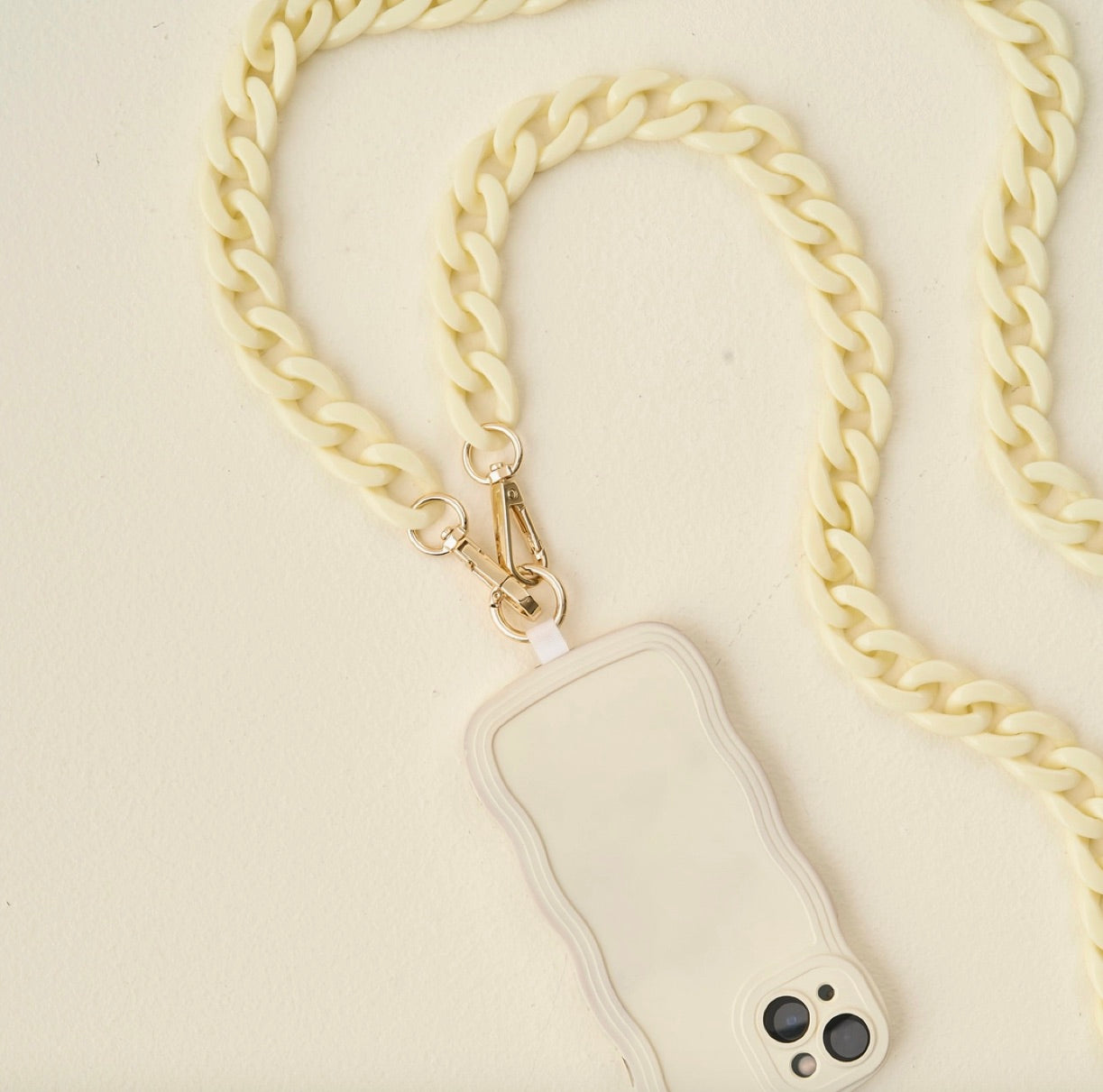 Hold the Phone Crossbody Chain-Cream