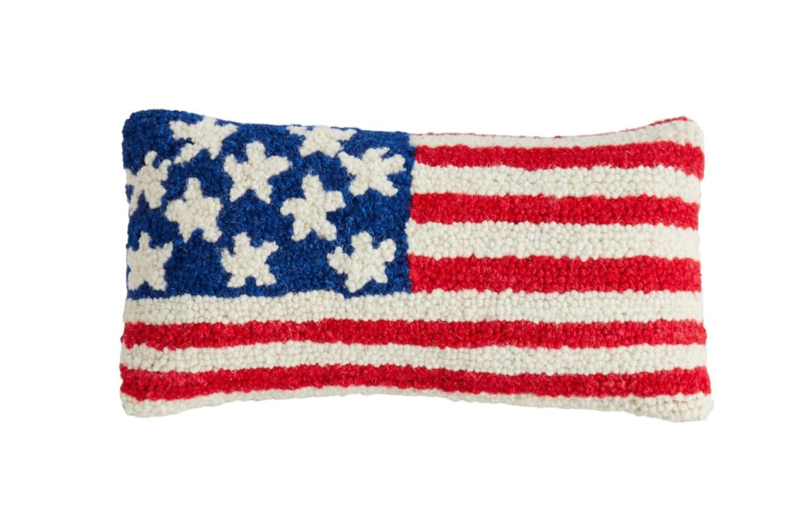 LG FLAG HOOKED WOOL PILLOW