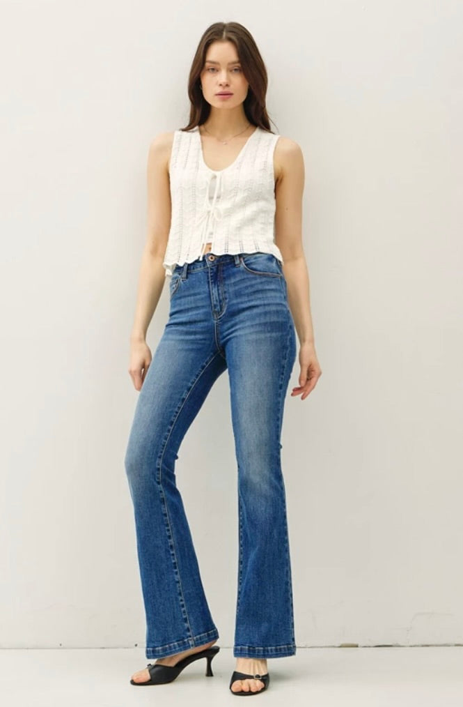 Marin WAVY KNIT TIE FASTENING VEST-Off White
