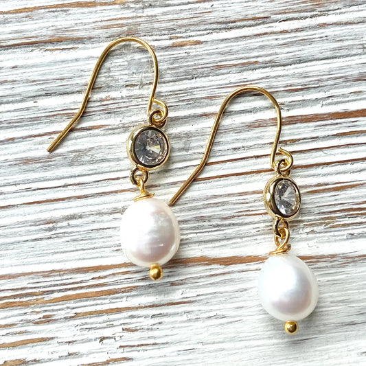 Vera Fresh Water Pearl Earrings