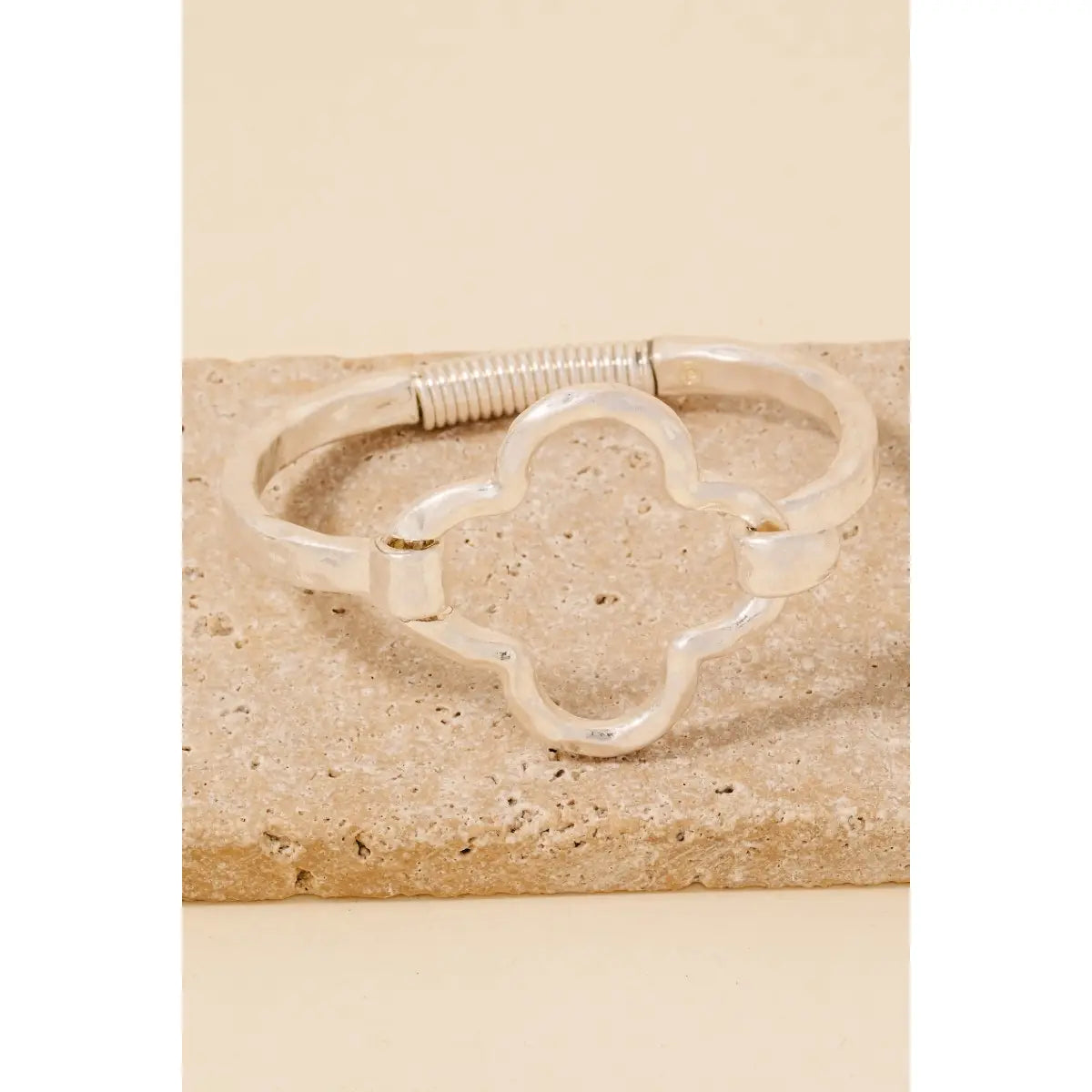 Hammered Clover Coil Spring Hook Bangle Bracelet-Silver