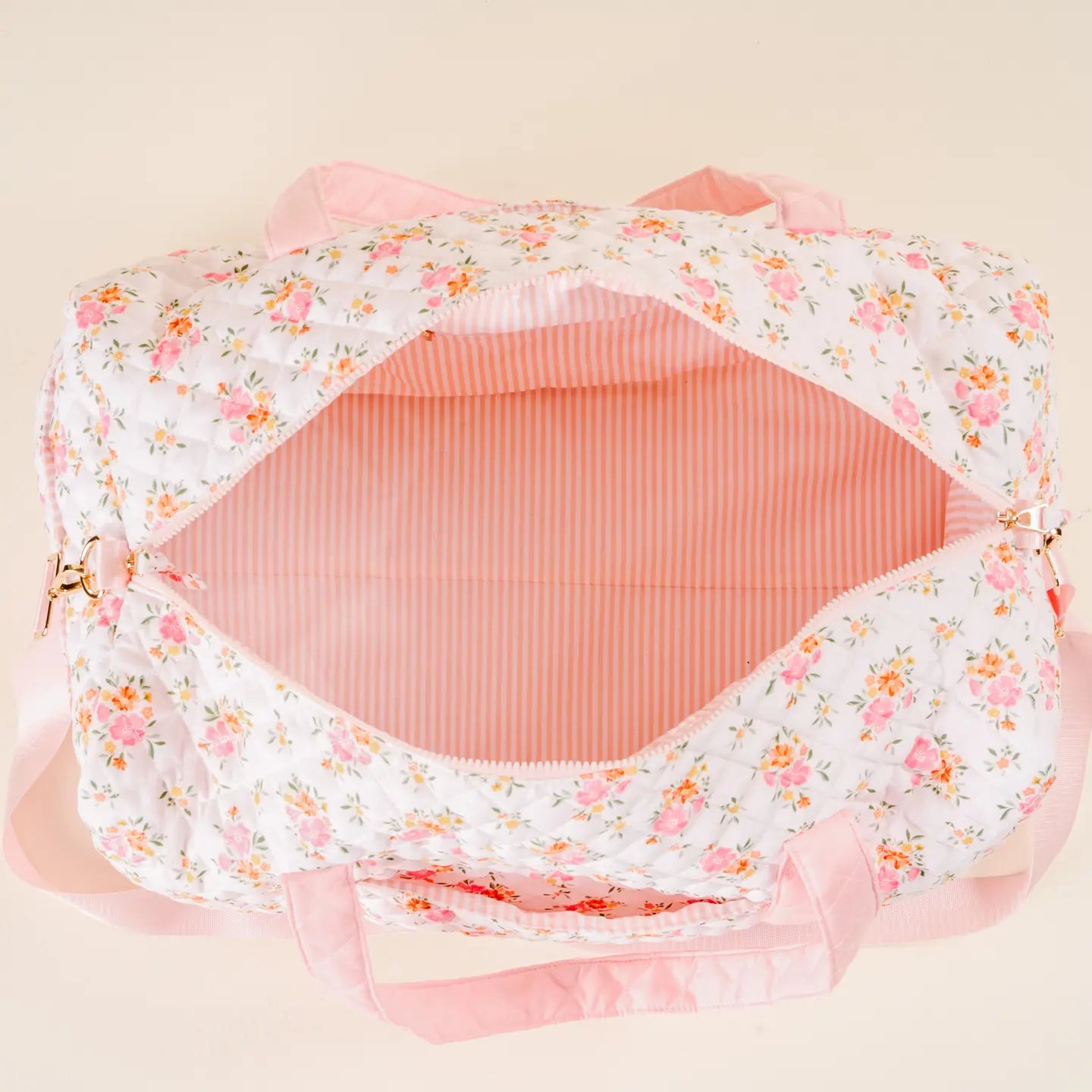 On-The-Go Quilted Weekender Bag-Endless Daydream Cream