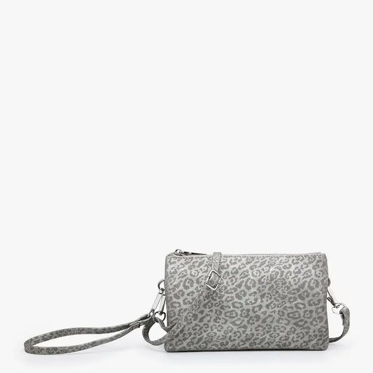 Crossbody/Wristlet-Cheetah D Silver