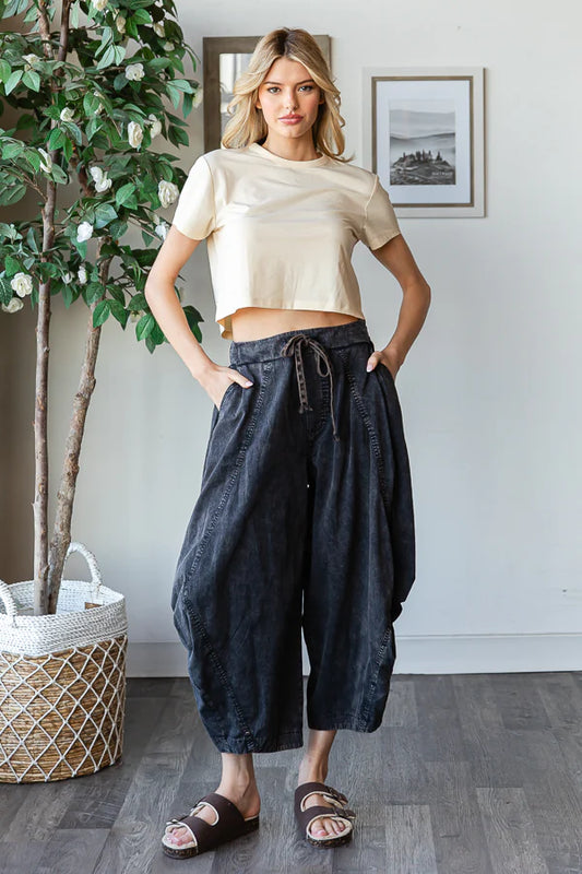 WASHED ALADIN HAREM CROPPED PANTS-Black
